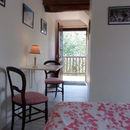 Cerelles Le Moulin De La Planche Bed & Breakfast エクステリア 写真