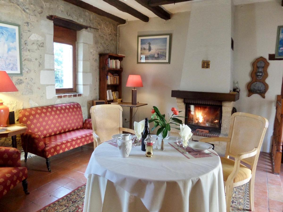 Cerelles Le Moulin De La Planche Bed & Breakfast エクステリア 写真