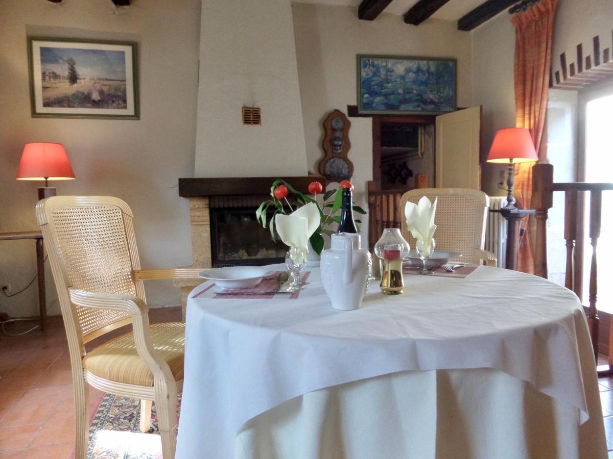 Cerelles Le Moulin De La Planche Bed & Breakfast エクステリア 写真