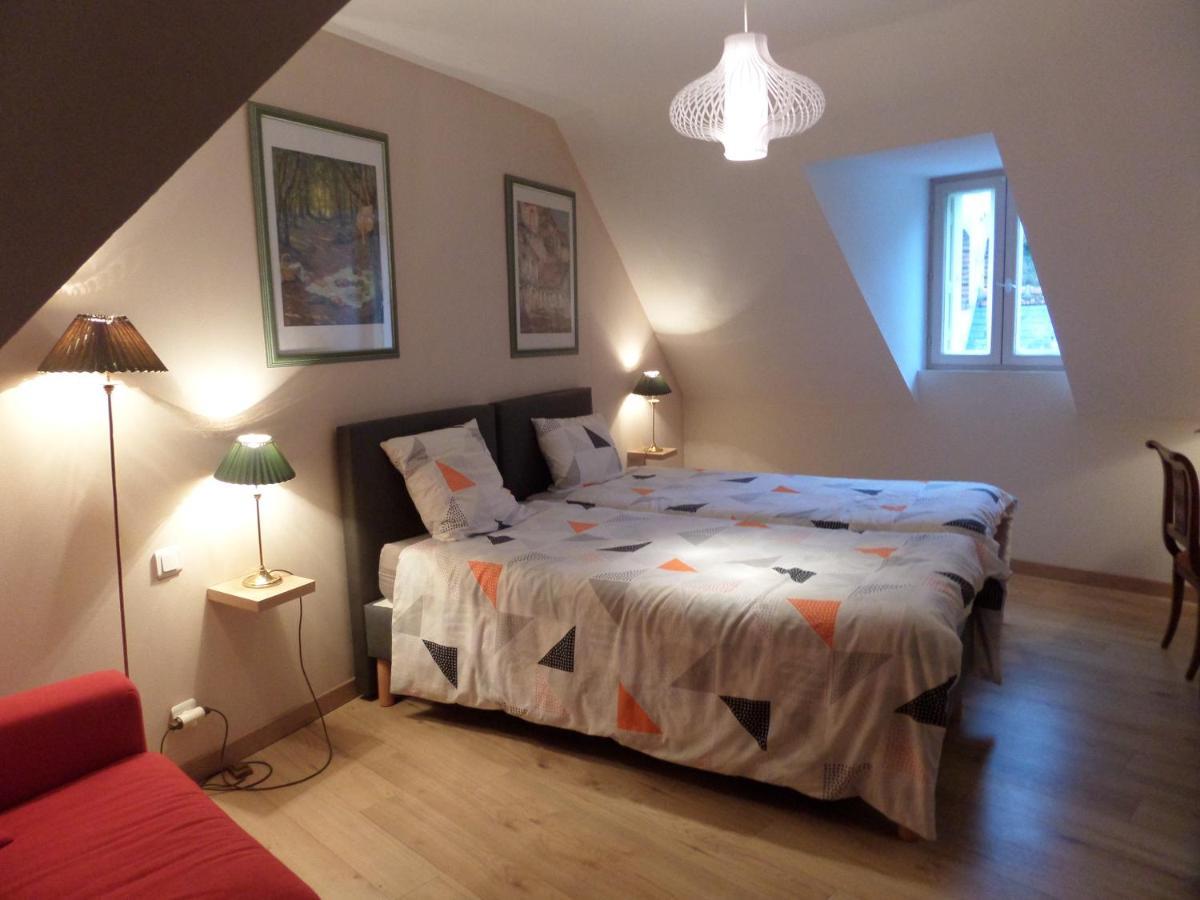 Cerelles Le Moulin De La Planche Bed & Breakfast エクステリア 写真